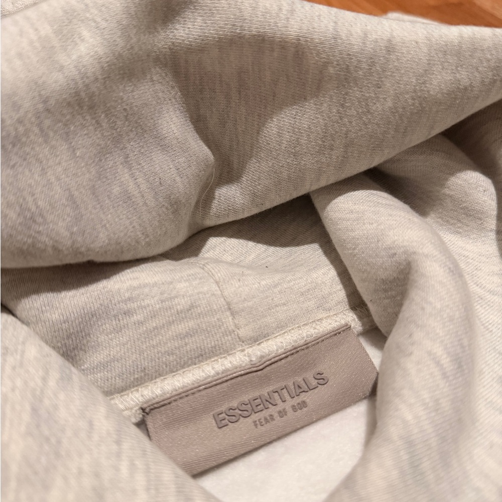 Fear of God: Essentials Hoodie (ss22) - Picture 5 of 6